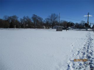 915 Corunna Avenue, Owosso, MI 48867