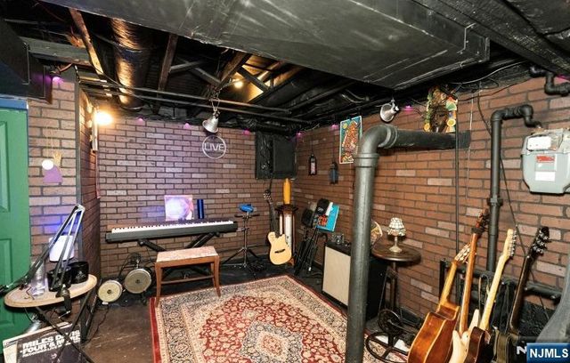 78 Beech Street, Belleville, NJ 07109