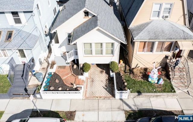 78 Beech Street, Belleville, NJ 07109