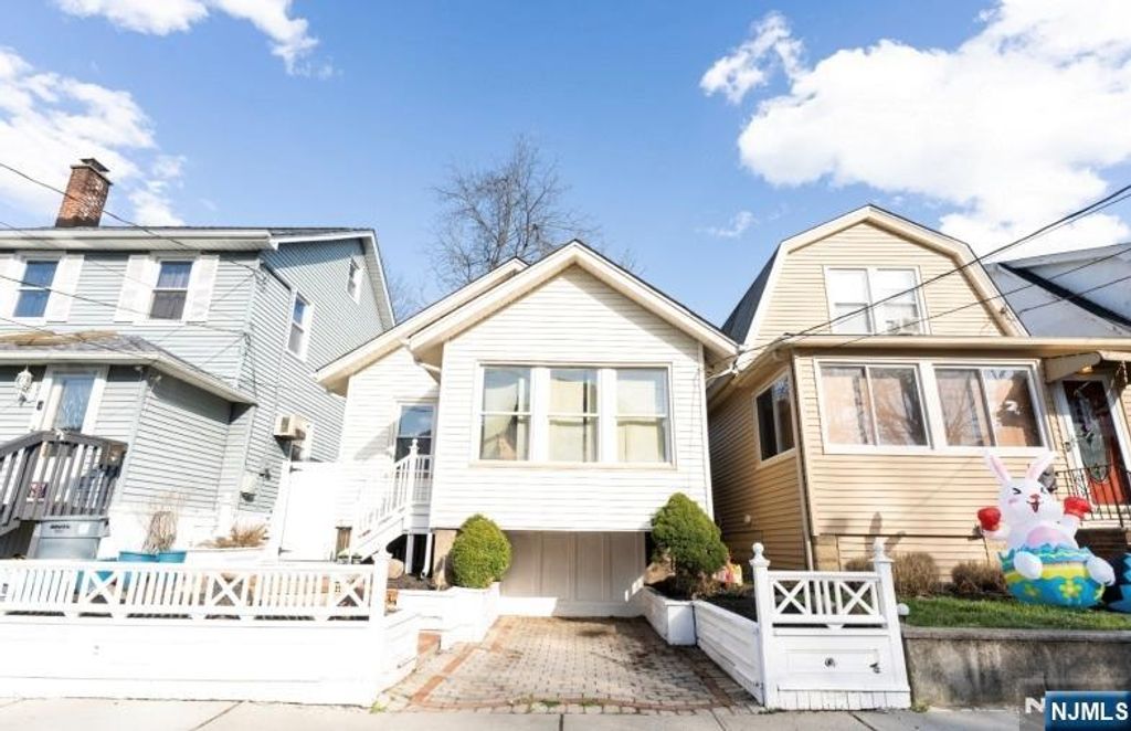 78 Beech Street, Belleville, NJ 07109