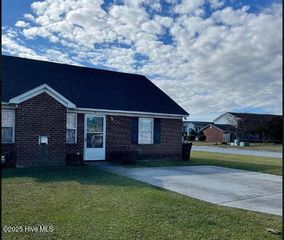 3213 Parkway Court, Greenville, NC 27834