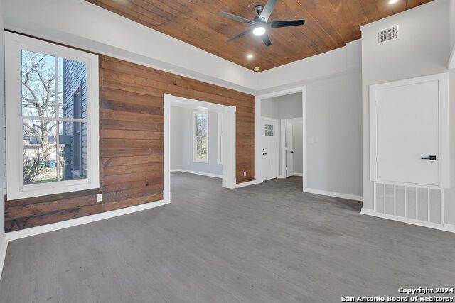 918 Dawson St, San Antonio, TX 78202