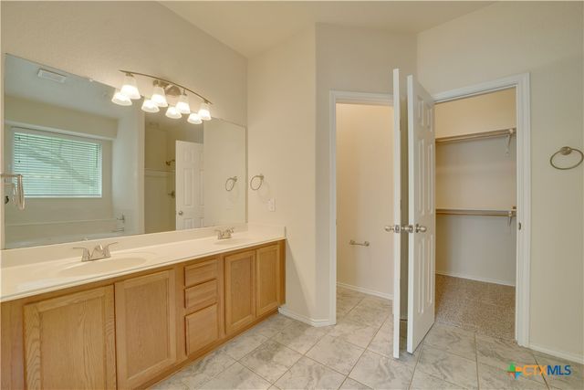 121 Park Lane, San Marcos, TX 78666
