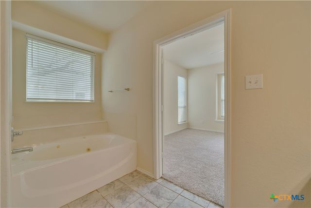 121 Park Lane, San Marcos, TX 78666