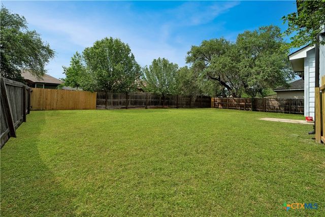 121 Park Lane, San Marcos, TX 78666
