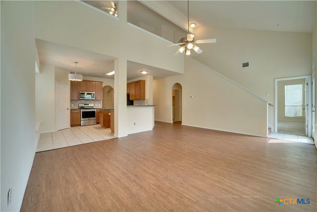 121 Park Lane, San Marcos, TX 78666