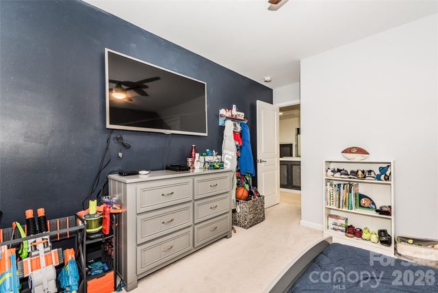 10426 Blairbeth Street, Charlotte, NC 28277