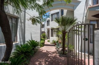 4955 E INDIAN SCHOOL Road 9, Phoenix, AZ 85018