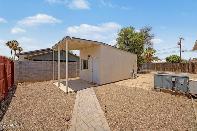 326 W PINKLEY Avenue, Coolidge, AZ 85128