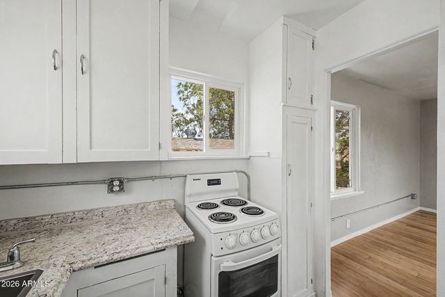 326 W PINKLEY Avenue, Coolidge, AZ 85128