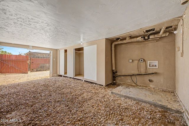 326 W PINKLEY Avenue, Coolidge, AZ 85128