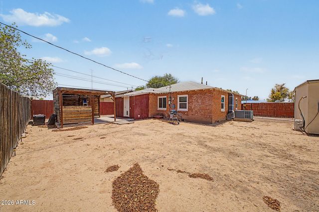 326 W PINKLEY Avenue, Coolidge, AZ 85128