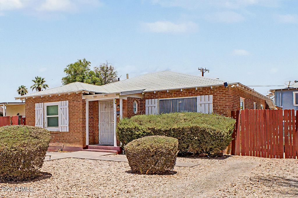 326 W PINKLEY Avenue, Coolidge, AZ 85128 — photo 4