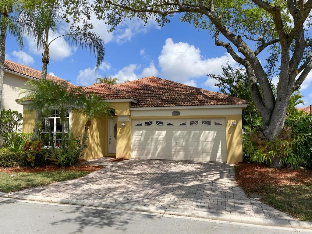 5338 Edenwood Lane, Riviera Beach, FL 33418