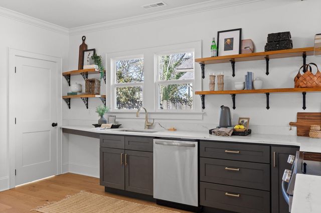 1610 Anderson Avenue, Chattanooga, TN 37404