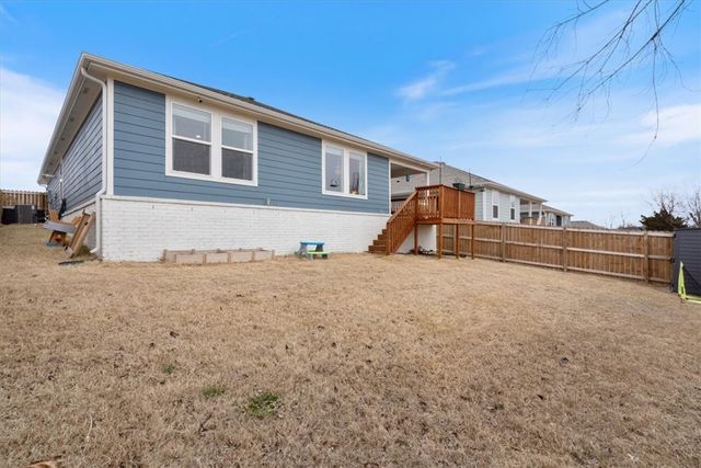 2590 N Snowball Drive, Fayetteville, AR 72704