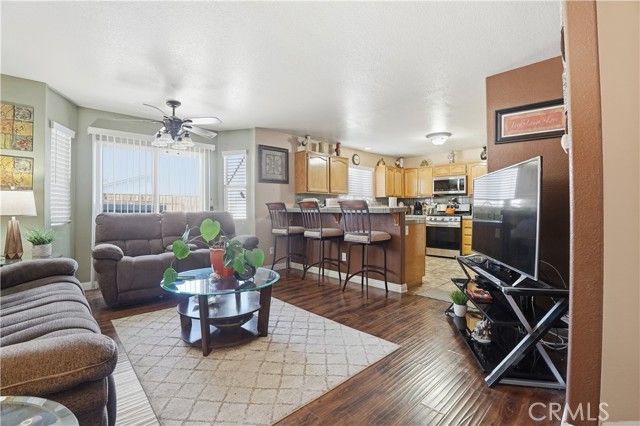 15342 Kearny, Adelanto, CA 92301