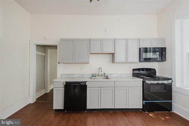 315 S QUEEN ST, Martinsburg, WV 25401