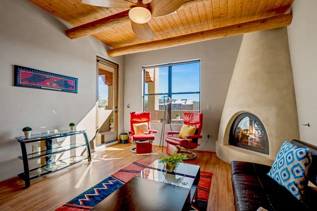 1405 Vegas Verdes Drive 231, Santa Fe, NM 87507