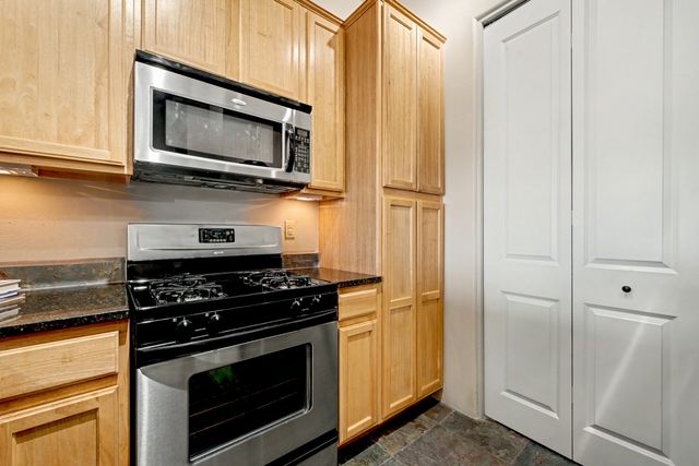 1405 Vegas Verdes Drive 231, Santa Fe, NM 87507