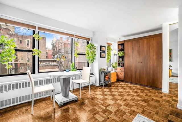 245 E 24th St Apt 6B, New York City, NY 10010