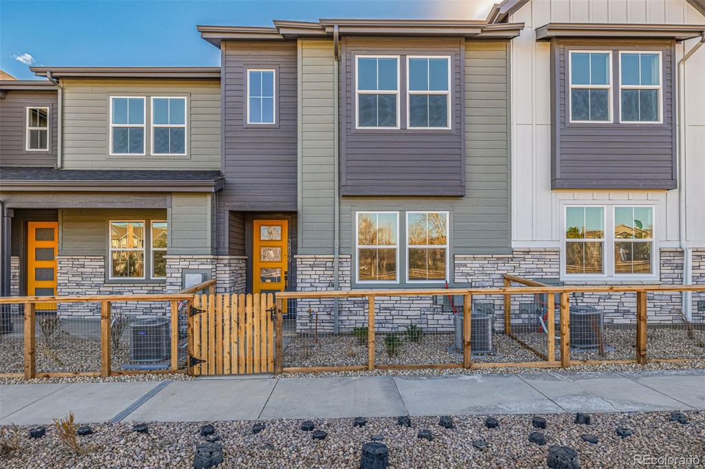 2899 E 103rd Drive, Thornton, CO 80229