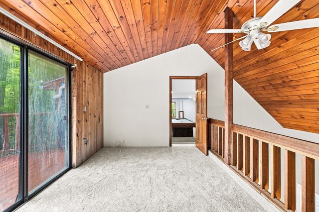 170 Rocky Hill Rd, Rehoboth, MA 02769