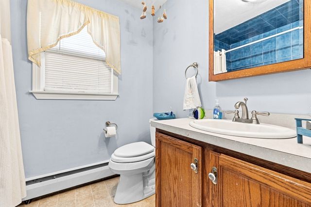 170 Rocky Hill Rd, Rehoboth, MA 02769