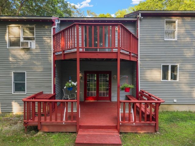 170 Rocky Hill Rd, Rehoboth, MA 02769