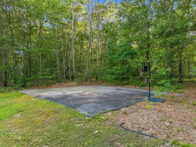 170 Rocky Hill Rd, Rehoboth, MA 02769