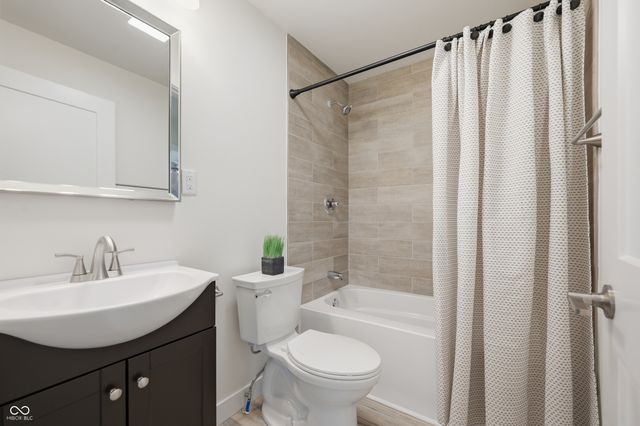 1616 Reverend J.T. Menifee Street, Anderson, IN 46016