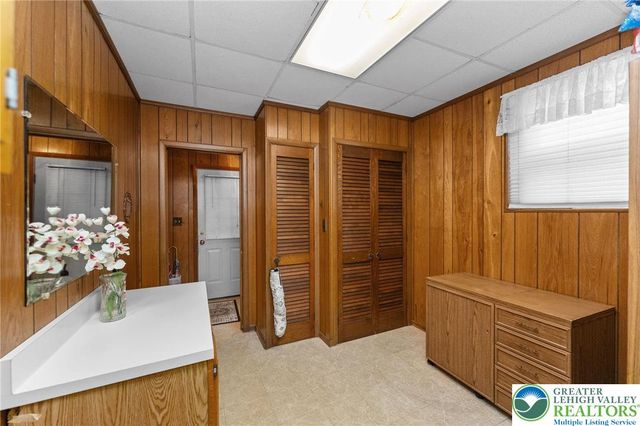 320 Garibaldi Avenue, Roseto Boro, PA 18013