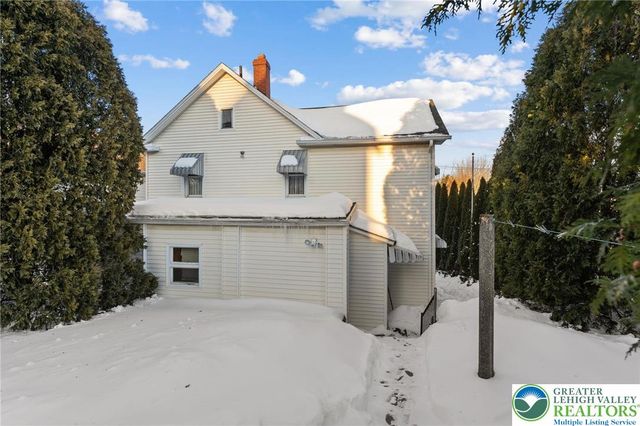 320 Garibaldi Avenue, Roseto Boro, PA 18013