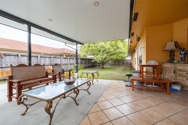 13911 SW 18th Ter, Miami, FL 33175