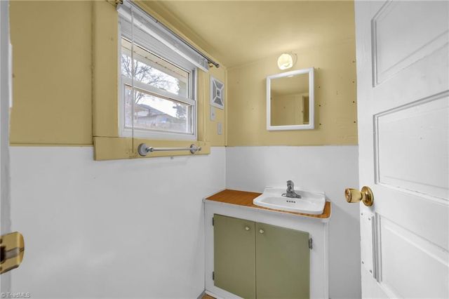 904 Branch Street, Eden, NC 27288