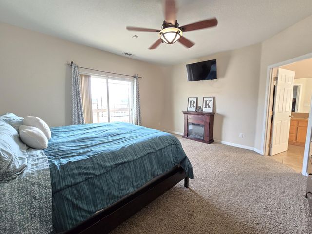 10809 Washburn Way, Klamath Falls, OR 97603