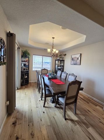 10809 Washburn Way, Klamath Falls, OR 97603