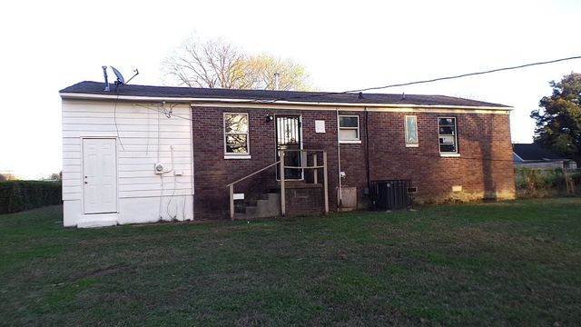 5057 GILL RD, Memphis, TN 38109