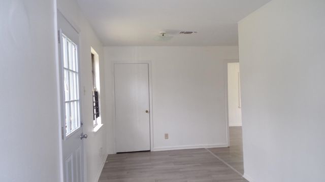 5057 GILL RD, Memphis, TN 38109