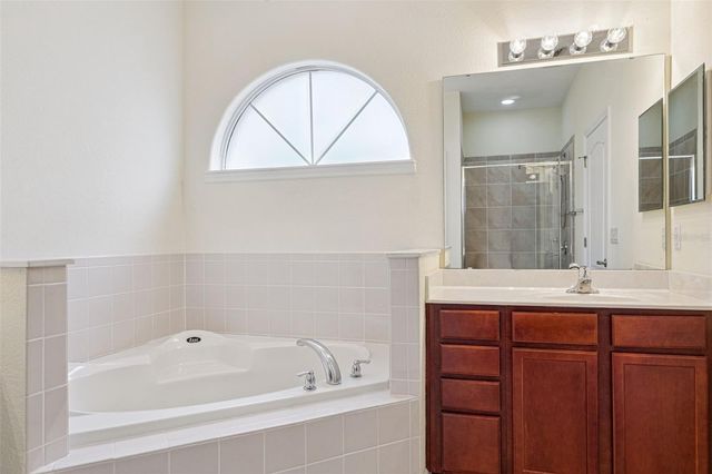 13216 FOUNTAINBLEAU DRIVE, Clermont, FL 34711