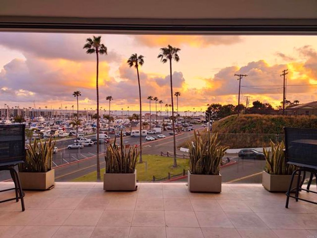 1200 N Harbor Drive, Oceanside, CA 92054