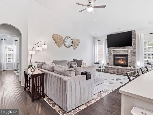 12265 REVOLUTION CT, Waldorf, MD 20602