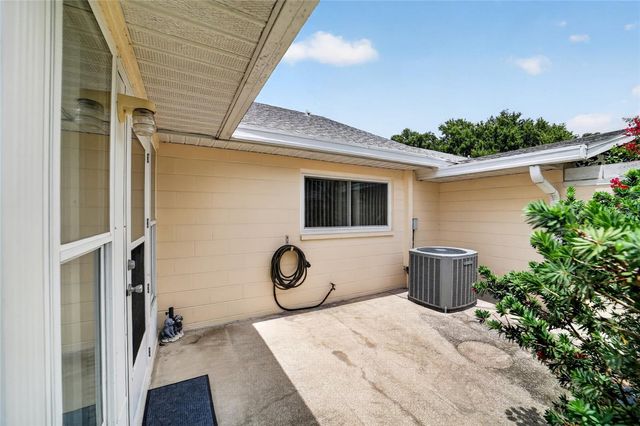 8878 SW 90TH LANE N B, Ocala, FL 34481