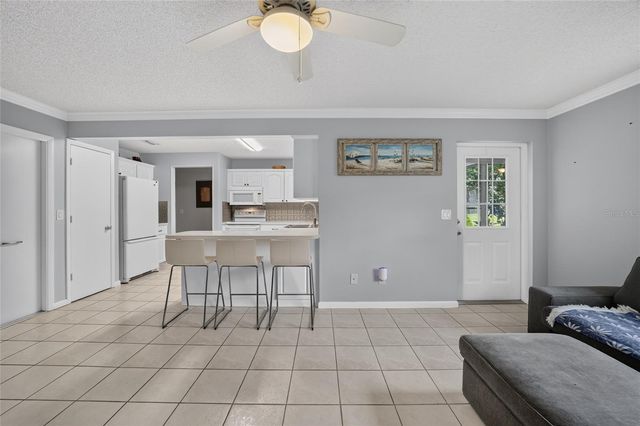 8878 SW 90TH LANE N B, Ocala, FL 34481
