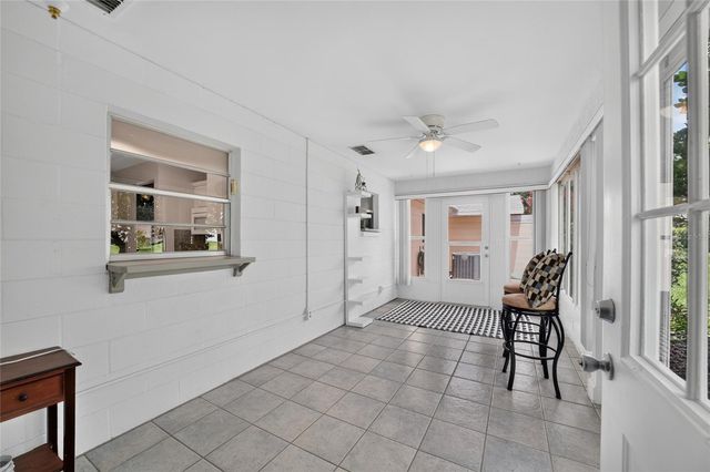 8878 SW 90TH LANE N B, Ocala, FL 34481