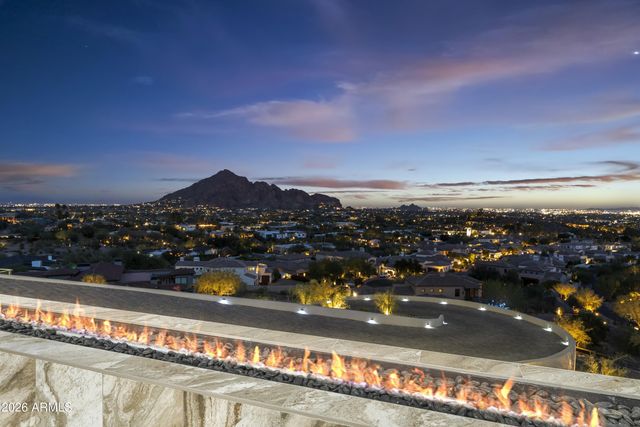6800 N 39TH Place, Paradise Valley, AZ 85253