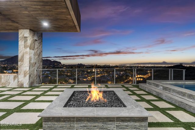 6800 N 39TH Place, Paradise Valley, AZ 85253