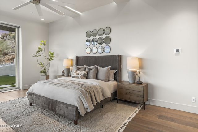 6800 N 39TH Place, Paradise Valley, AZ 85253