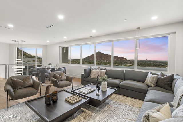 6800 N 39TH Place, Paradise Valley, AZ 85253