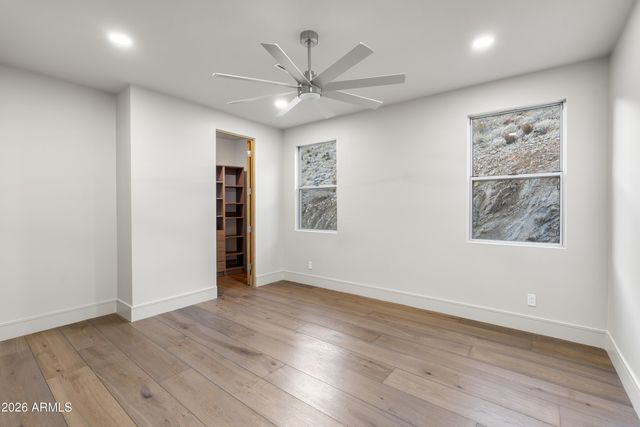 6800 N 39TH Place, Paradise Valley, AZ 85253
